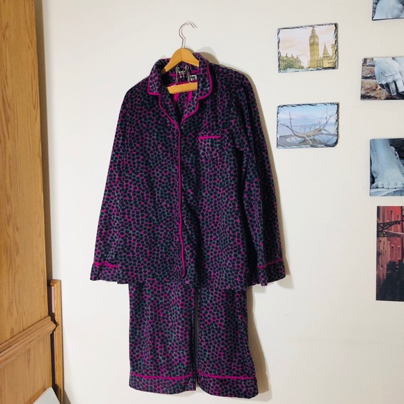 Anne Klein Other - Anne Klein animal print fleece pajamas, Sz. XXL